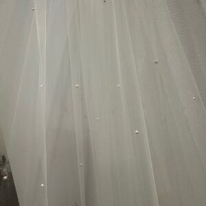 Ivory/Cream Bridal Veil with Pearls and Comb